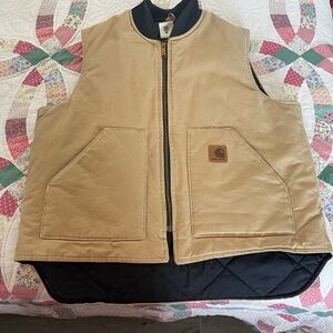 Carhartt Black Quilted Lined Vest with Gold Logo Tag EXCELLENT CONDITION